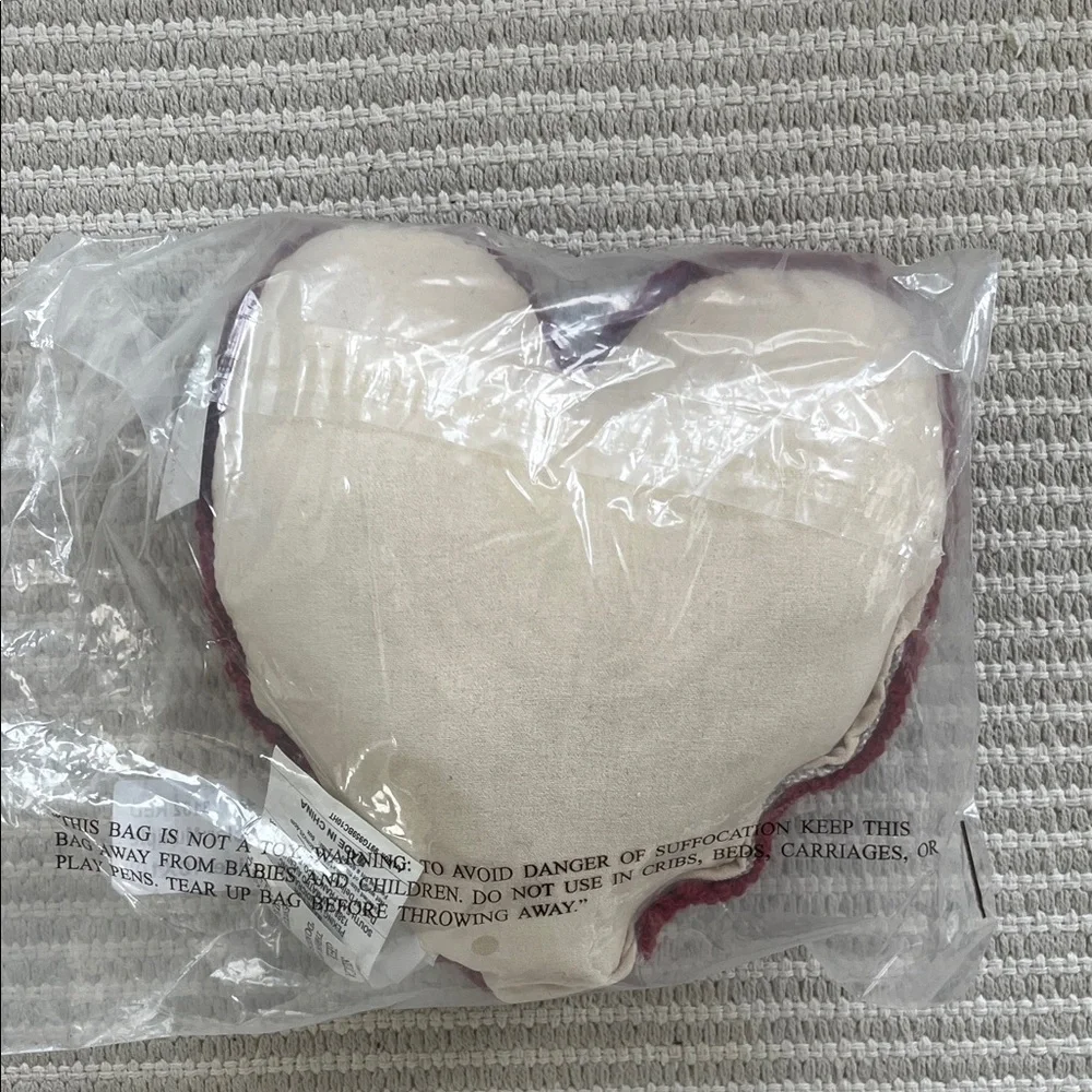 New Grandin Road Red Heart Pillow Mini Small Love Peking Hand Hooked Wool Gift
